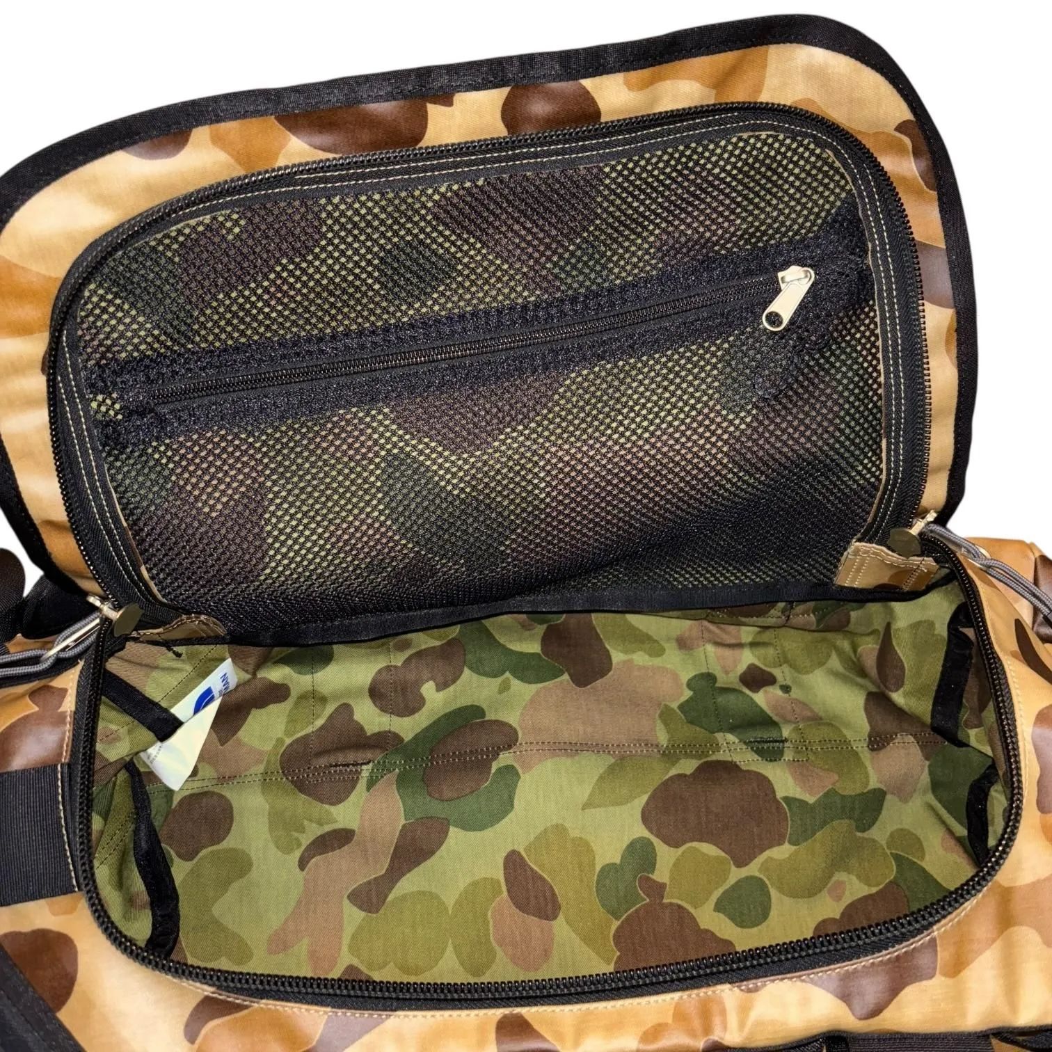 DUFFEL BAG