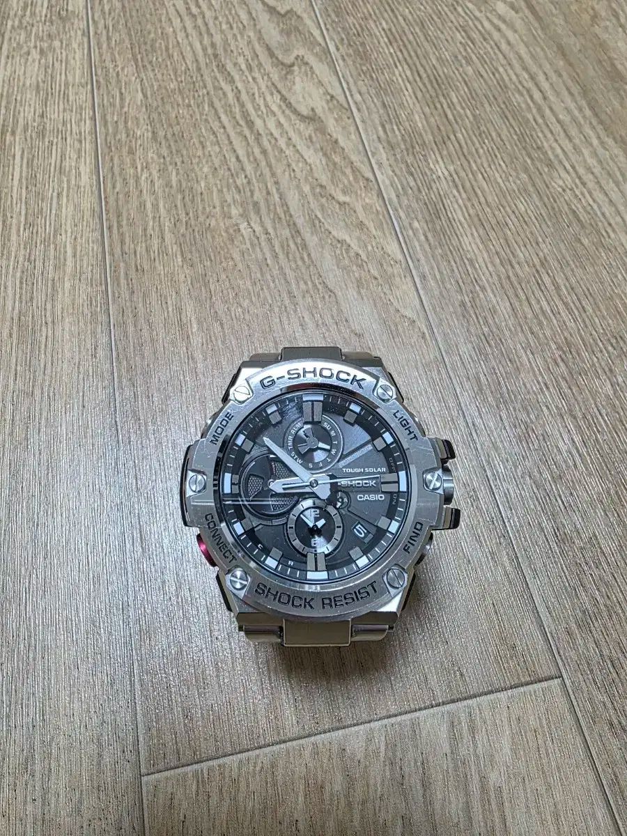G SHOCK STEEL ジースティール GST B 100 D 1