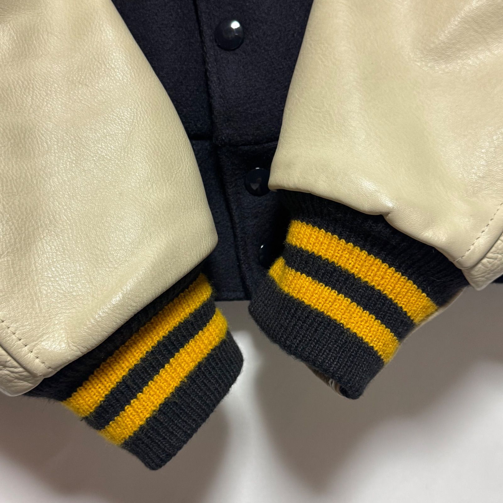 スタジャン レザー