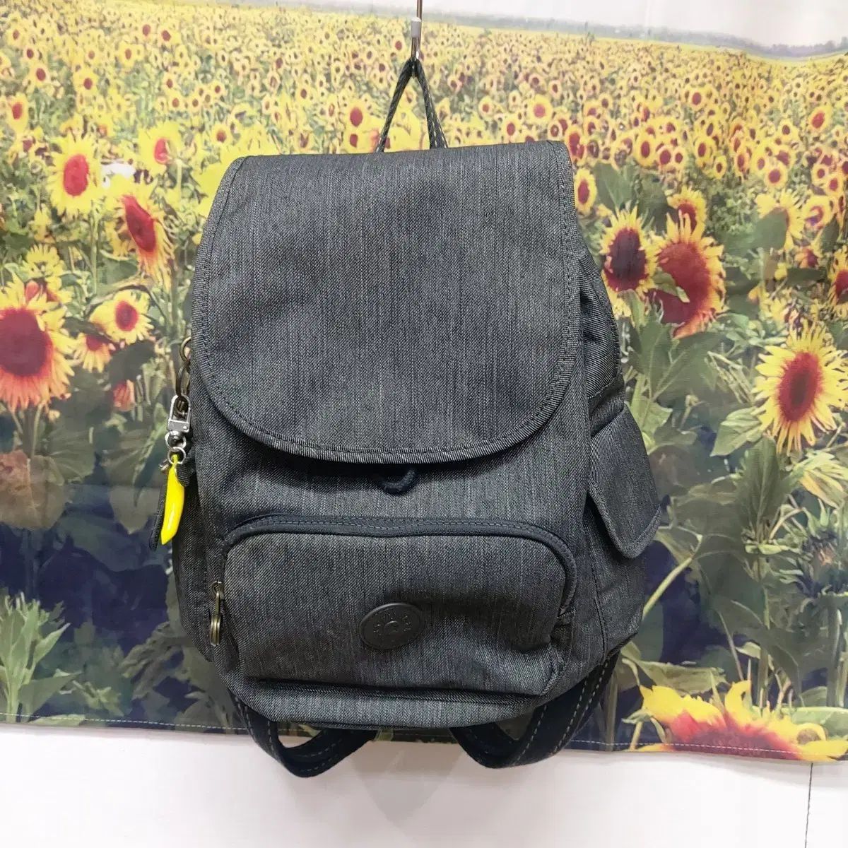 キプリング 3ポケット チャコールグレー バックパック 5k4