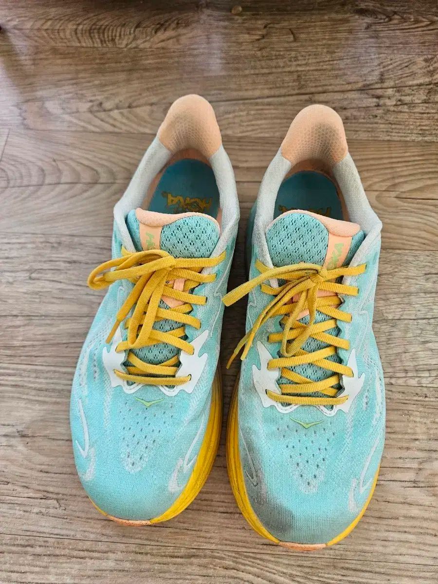 ホカ HOKA クリフトン10 ミント|イェロー 275サイズ