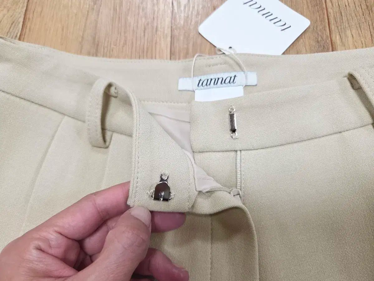 ショートパンツ