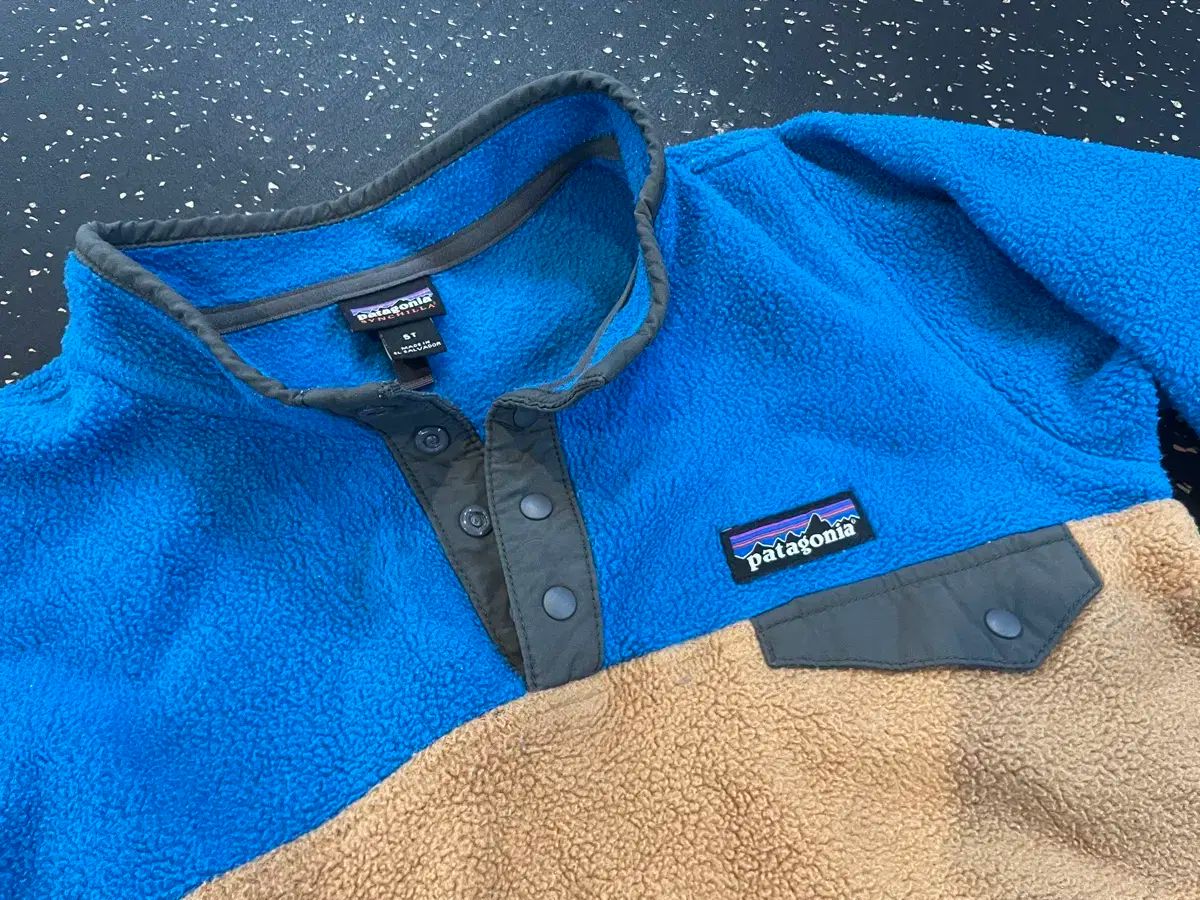 パタゴニア キッズ シンチラ プルオーバー
