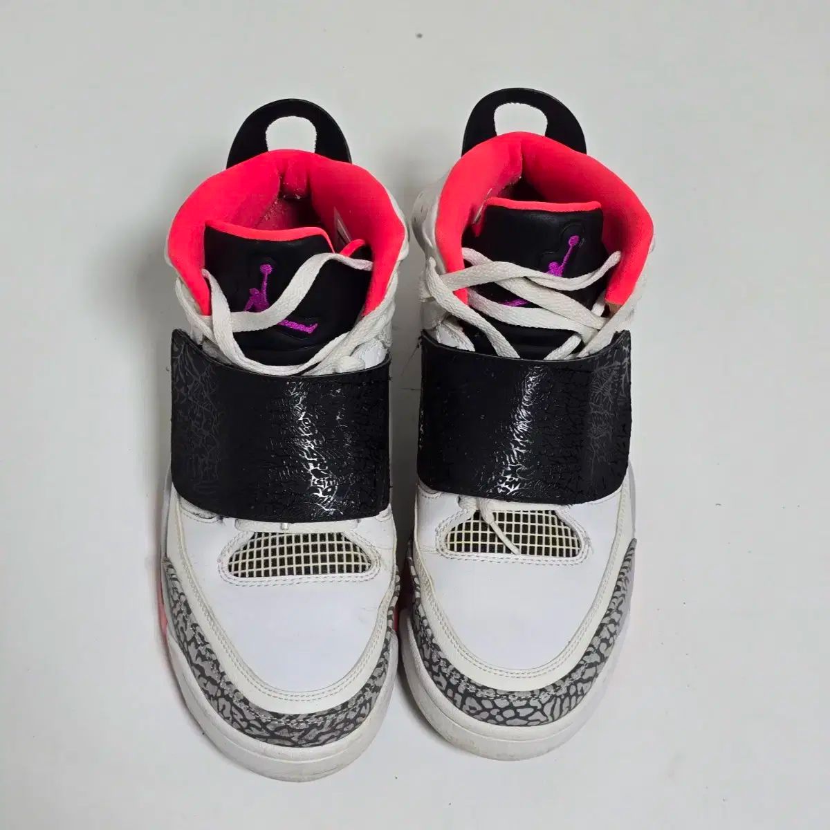 ナイキ ジョーダン サン オブ マーズ 白 黒 ピンク スニーカー 270 0910