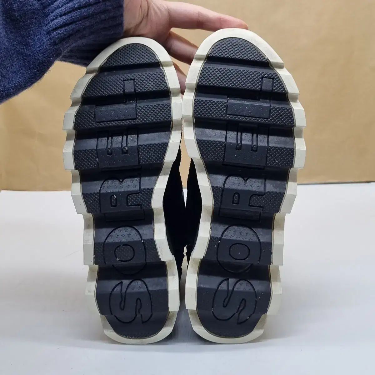  SOREL ソレル キー ファーブーツ 実物画像あり サイズ230 その他 ブーツ