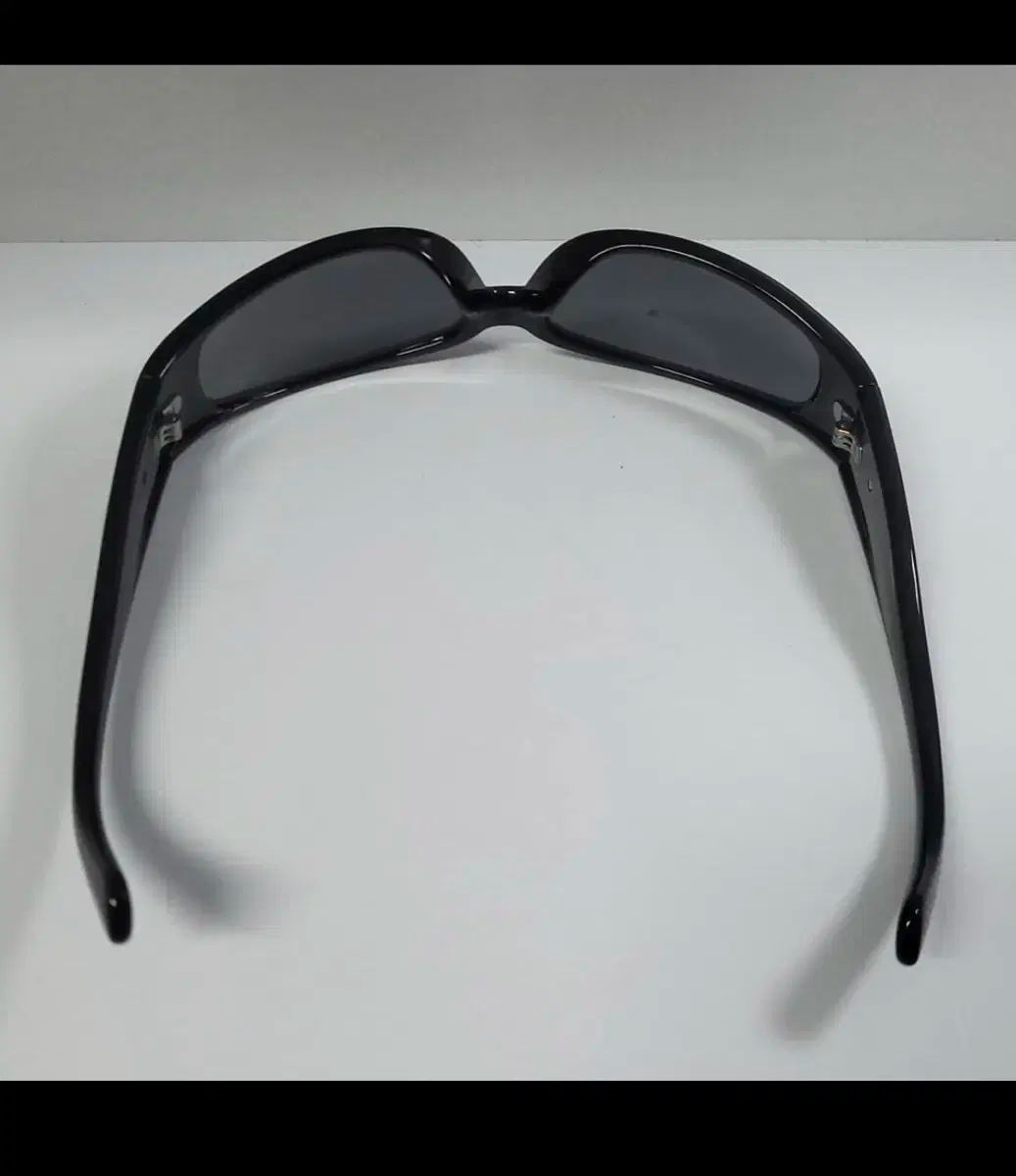 マイクロフライ2 光沢ブラック