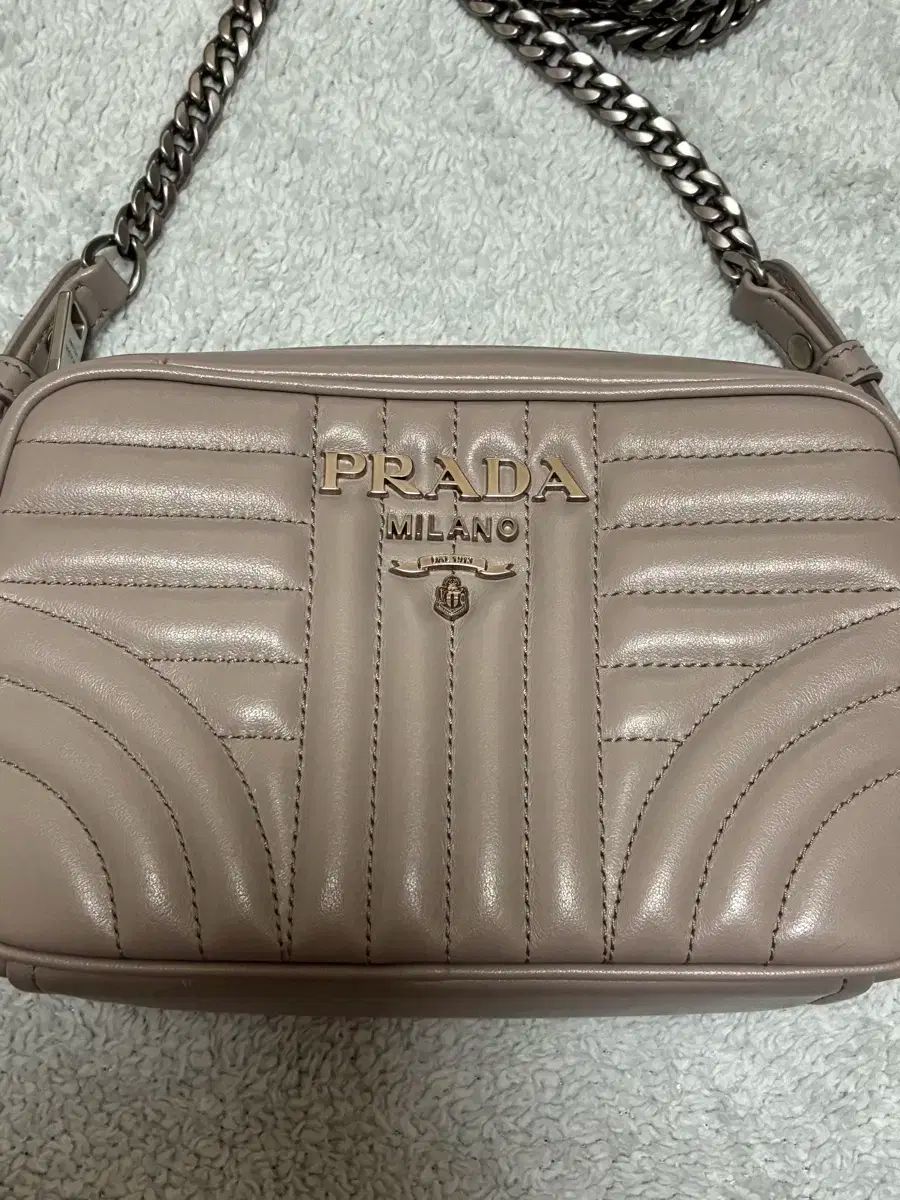 PRADA ダイアグラム チェーン クロスバッグ
