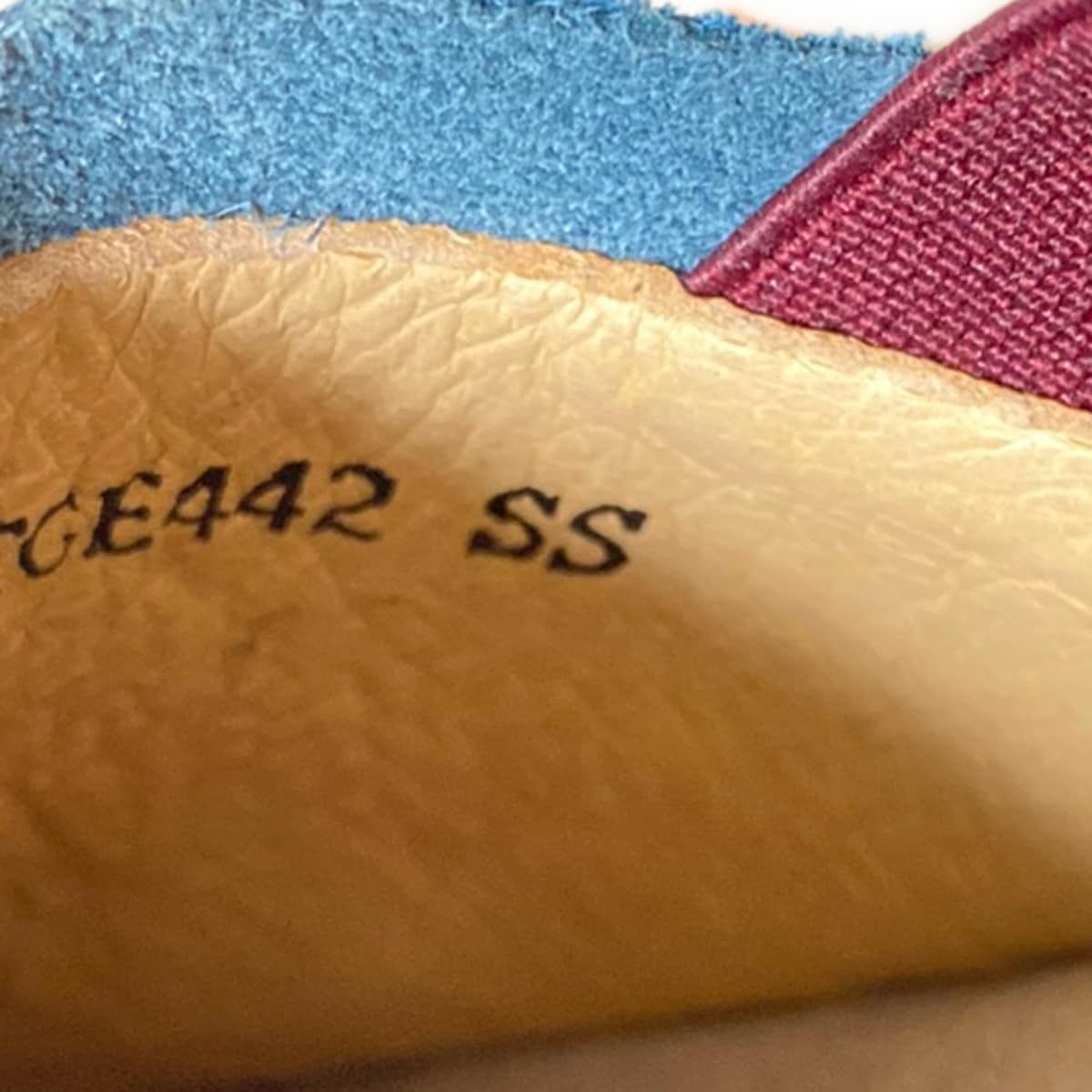 - ピンク×オレンジ×マルチ