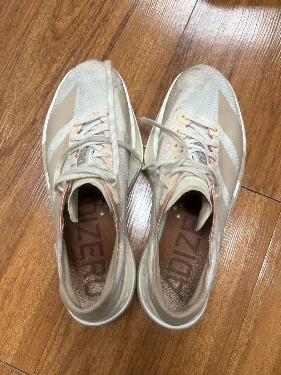 アディダス アディゼロ アディオス プロ4