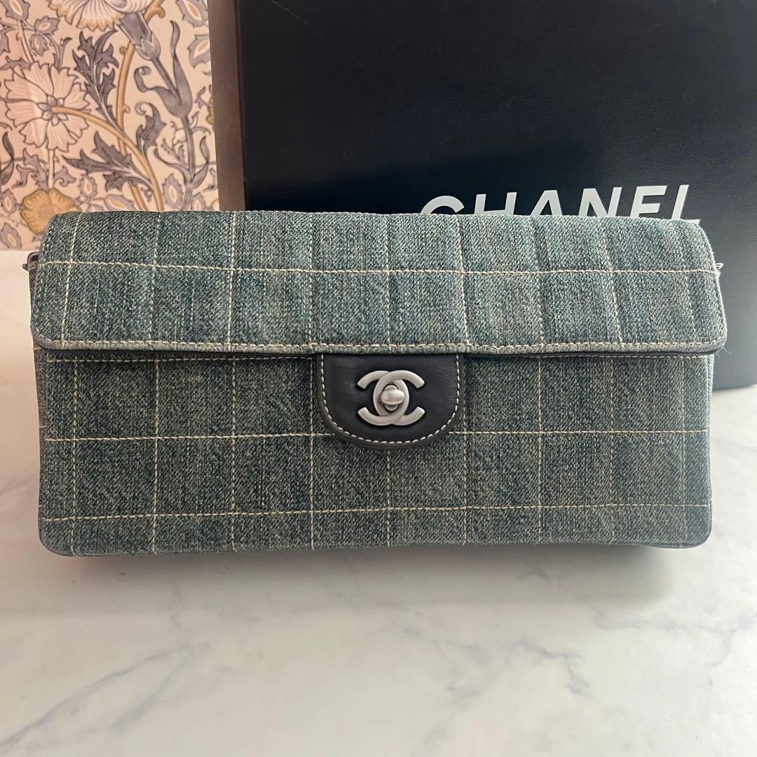 【希少美品】シャネル　チョコバー　チェーンショルダー　ギャランティカードあり 希少美品】シャネルチョコバーチェーンショルダーギャランティカードあり