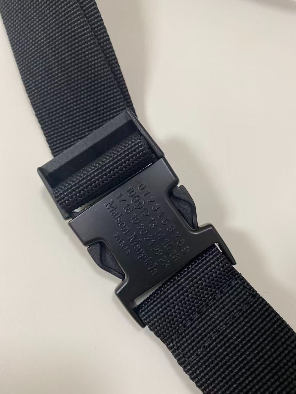 メゾンマルジェラ 4ステッチウエストバッグ