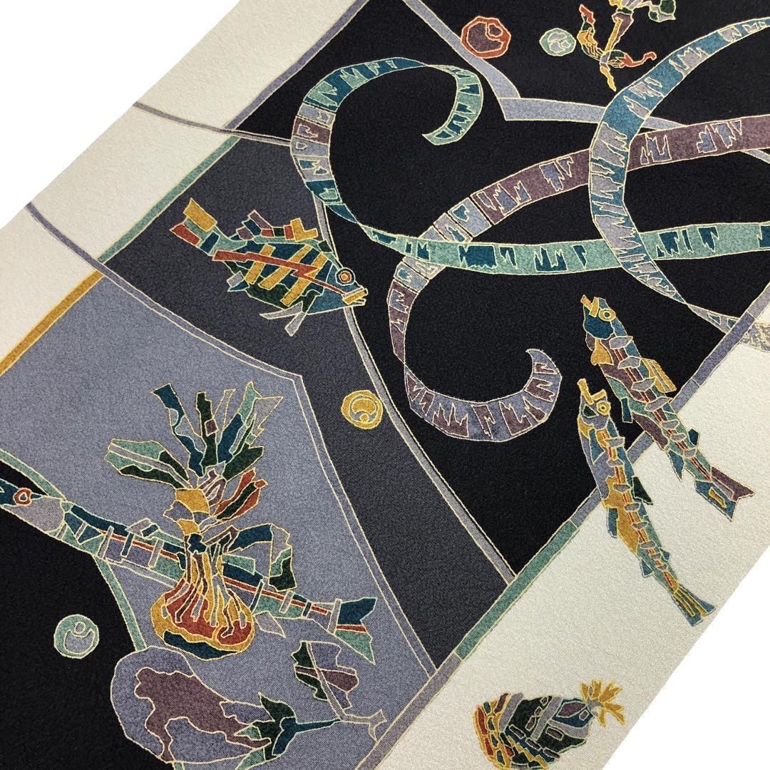 名古屋帯 抽象柄 魚 野菜 利休鼠色 縮緬 O-5702