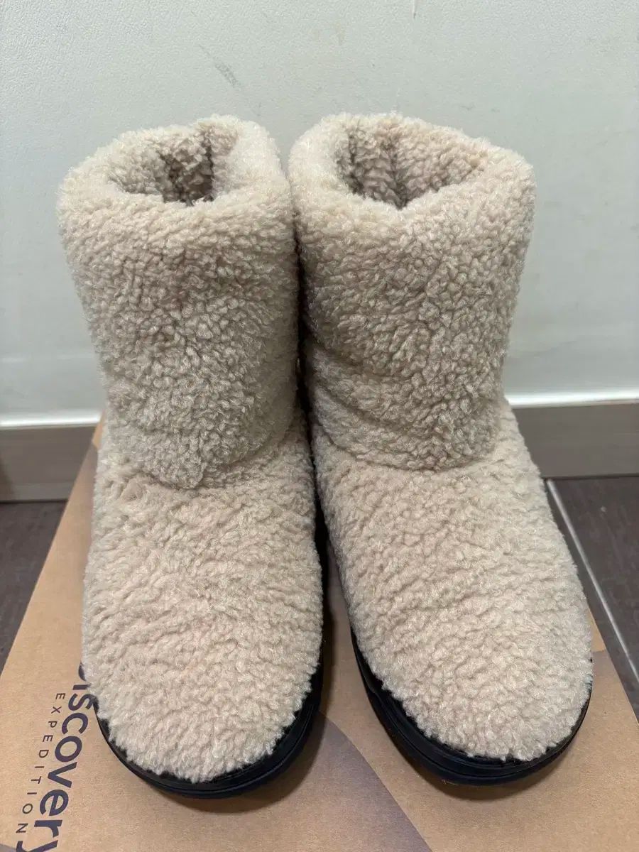 DISCOVERY ファー ブーツ