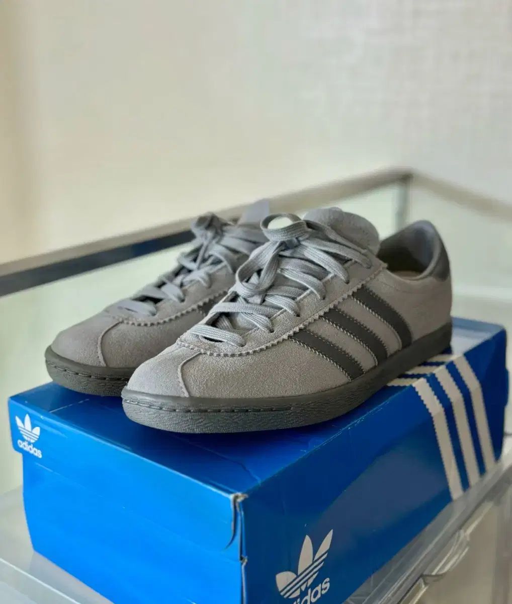  アディダス シュタット グレー スニーカー スニーカー 靴