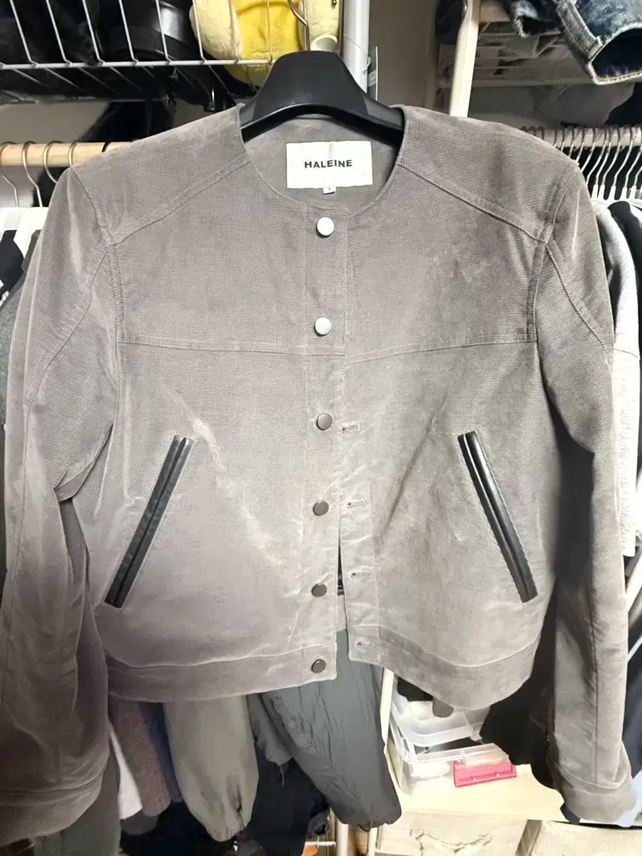 アレンヌ カラーレス ジャケット グレー 1