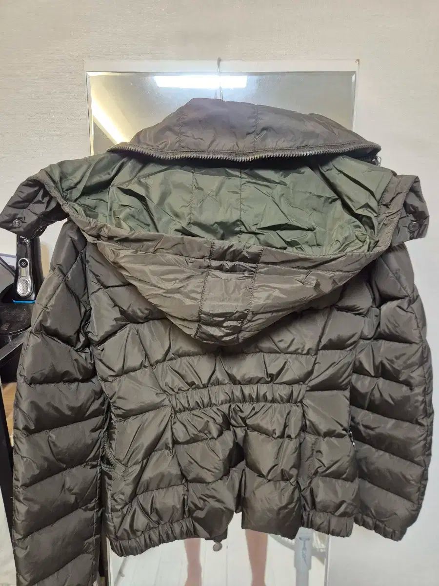 ジャケット カーキ