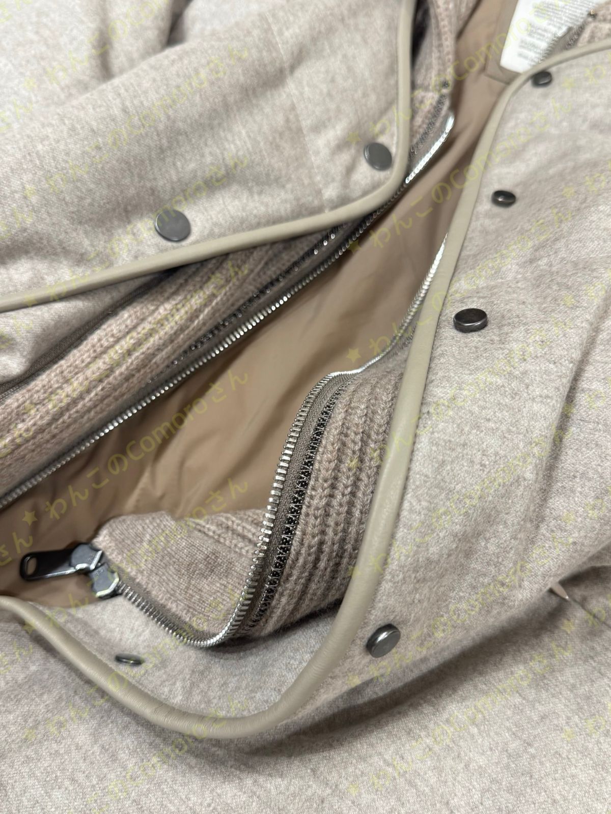 フード付き ジップアップ