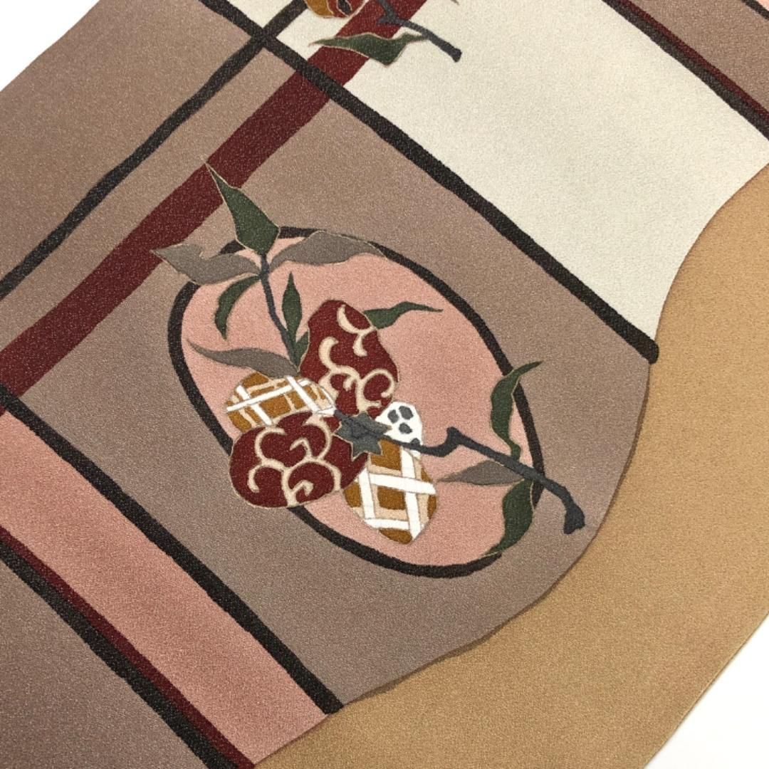 名古屋帯 抽象果実柄 魚 格子柄 淡朽葉色 O-5691