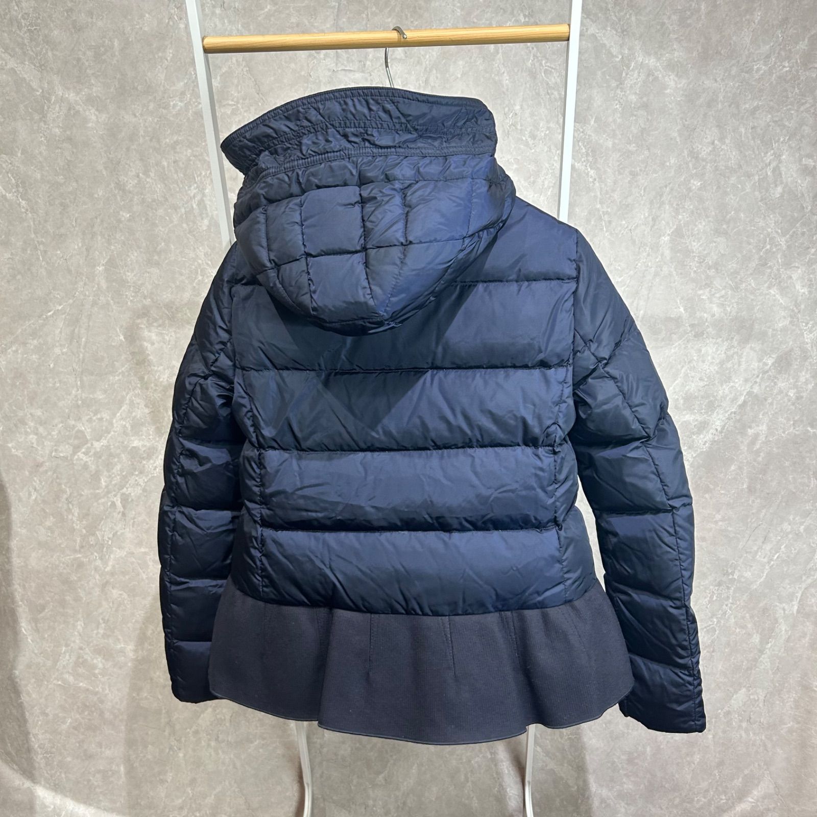 MONCLER モンクレール ダウンジャケット ペプラム NESEAネセアネイビー00