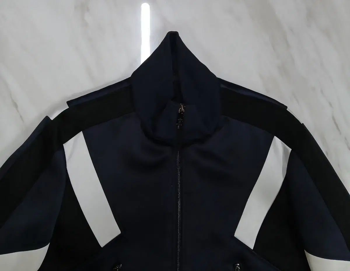 破格価格 ニール