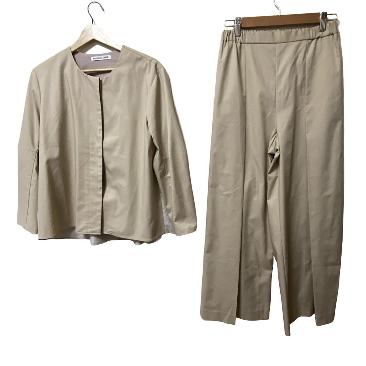 MARECHAL TERRE マルシャル テル レディースパンツスーツ レディース ベージュ