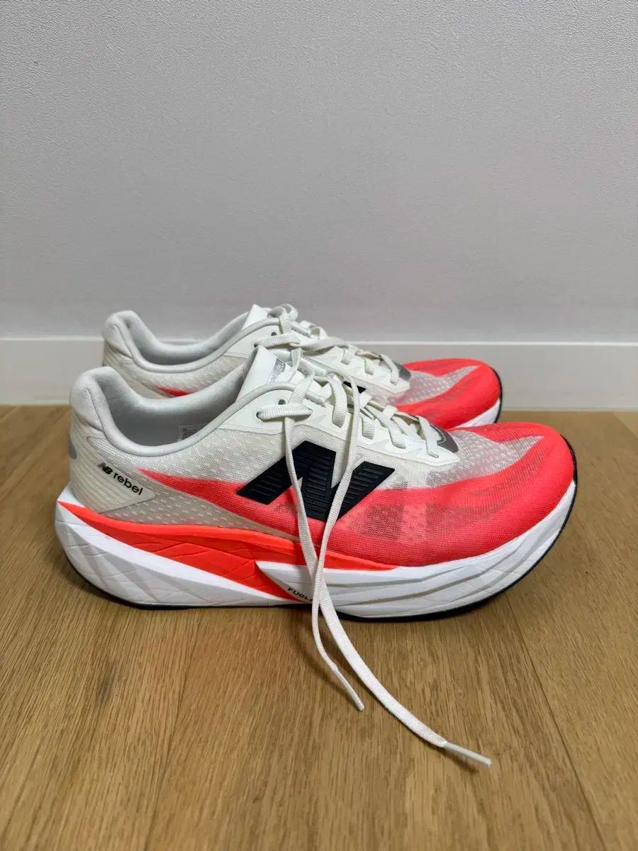 ニュー ンス レベルv 5 275 2 E