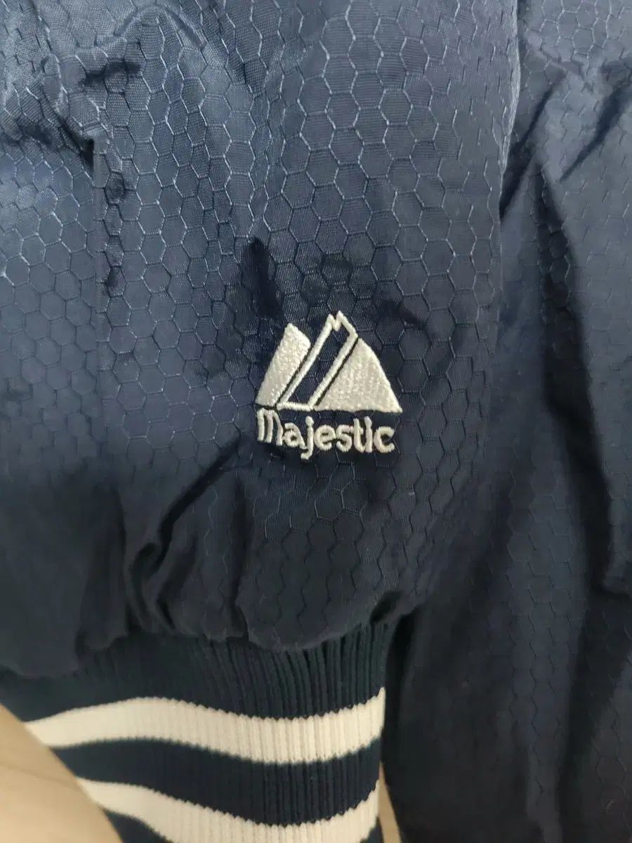 マジェスティック