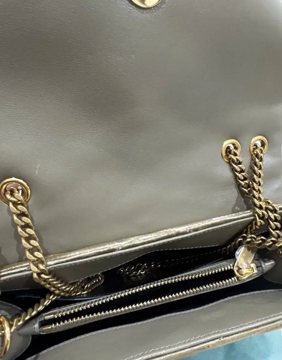 サンローラン ツアーベルベット