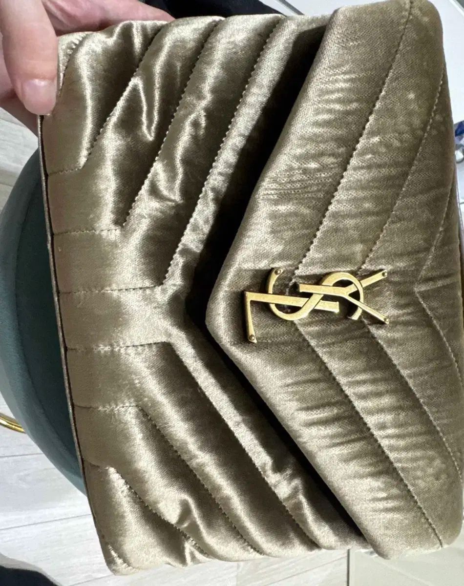 ツアーベルベット ルルバッグ