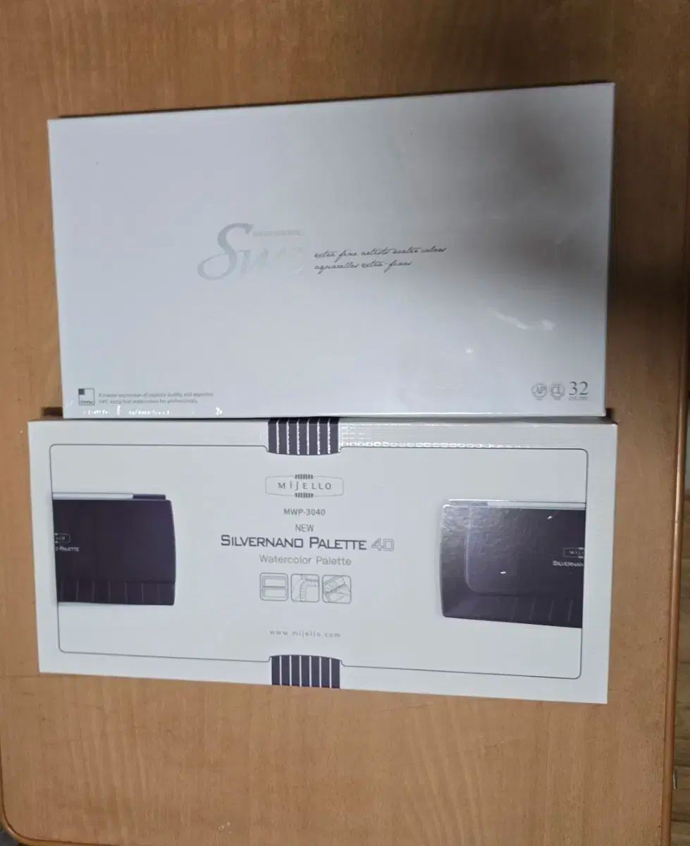 シンハン SWC 水彩絵の具 32色 ミジェロ シルバーナノ パレット まとめ売り