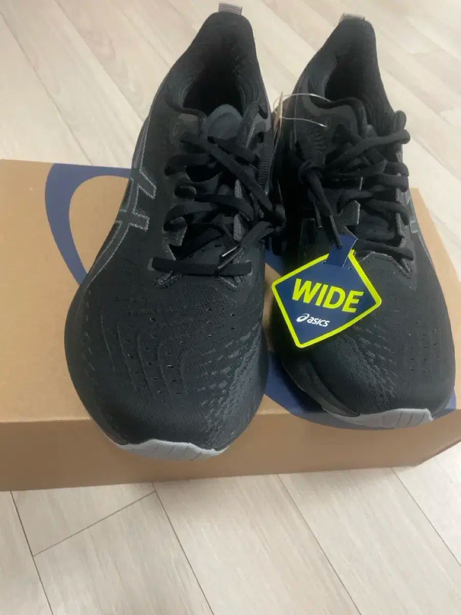 アシックス ノヴァブラスト 4 265