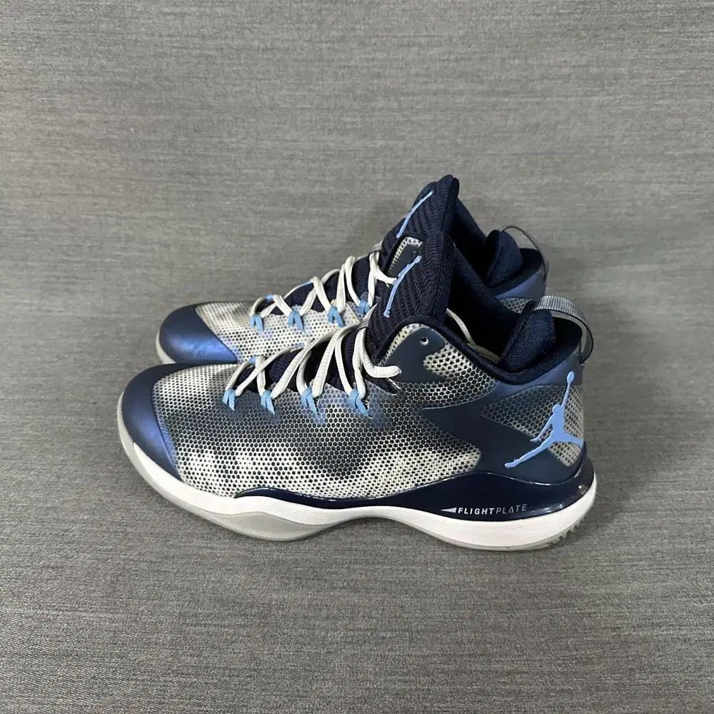 ナイキ スーパーフライ3 バスケシューズ メンズ 270 mm s 997 状態良し