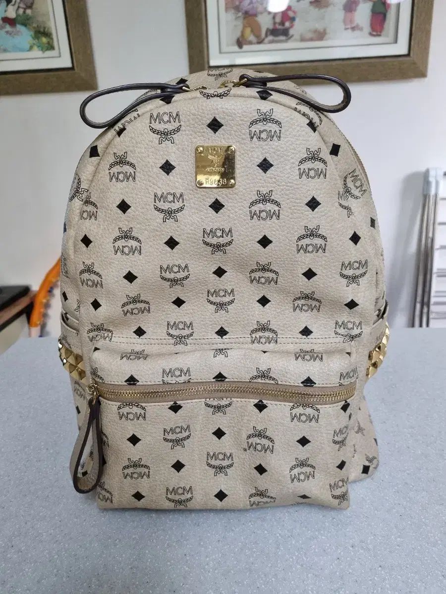 MCM スタッズ ヴィセトス バックパック L