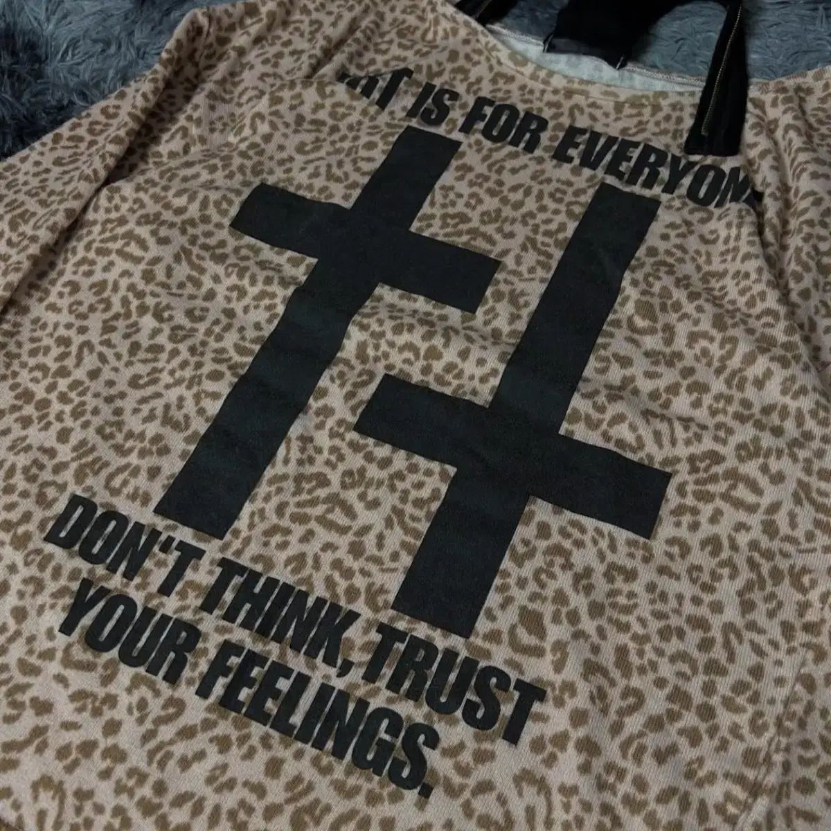 姫ギャル オフショルダー