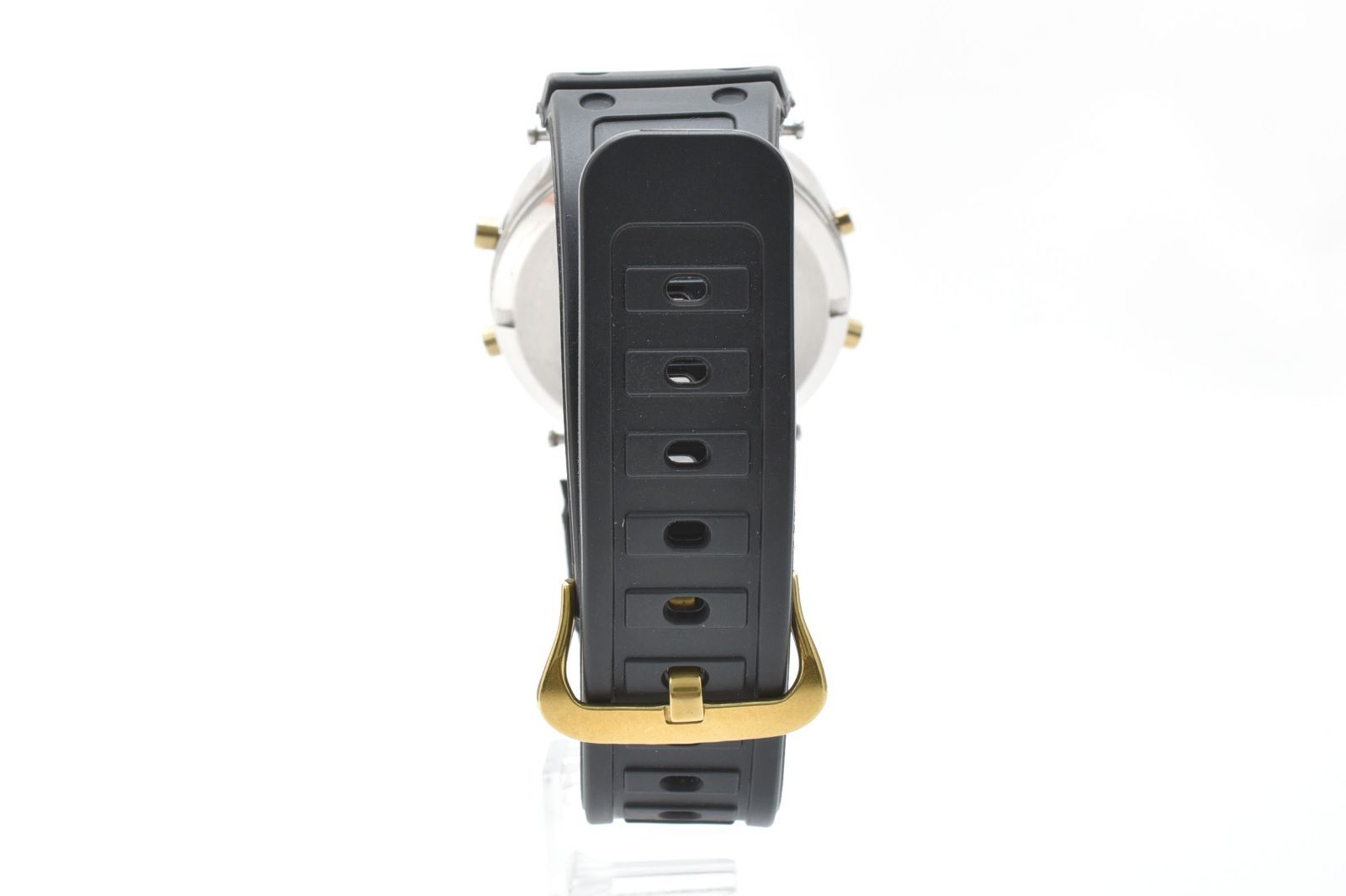 スクリューバック