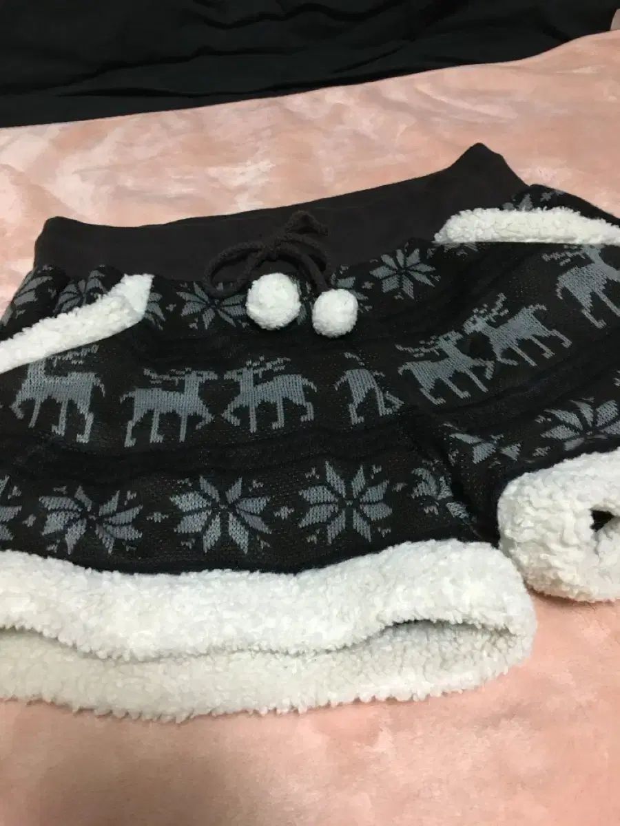 ダークチョコ ノルディック ショートパンツ