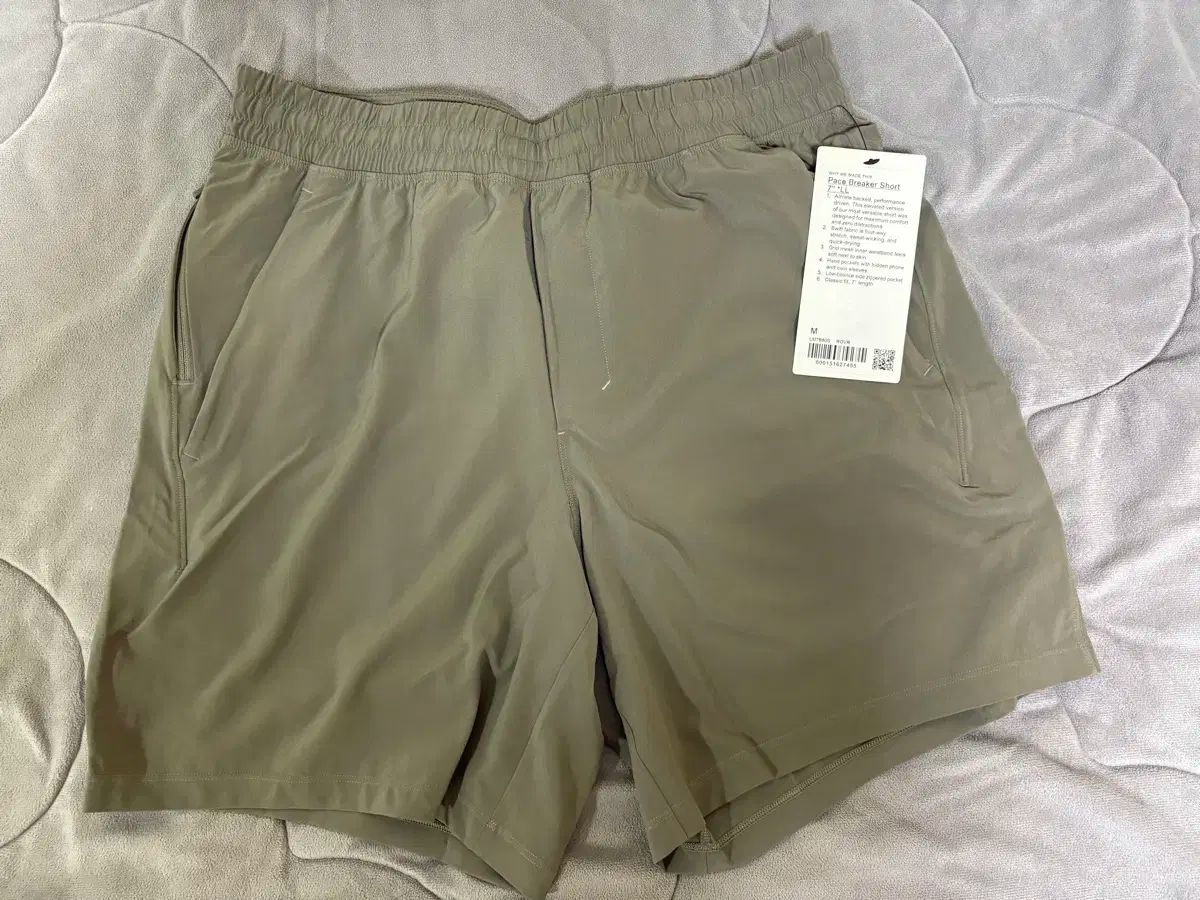 ハーフパンツ M