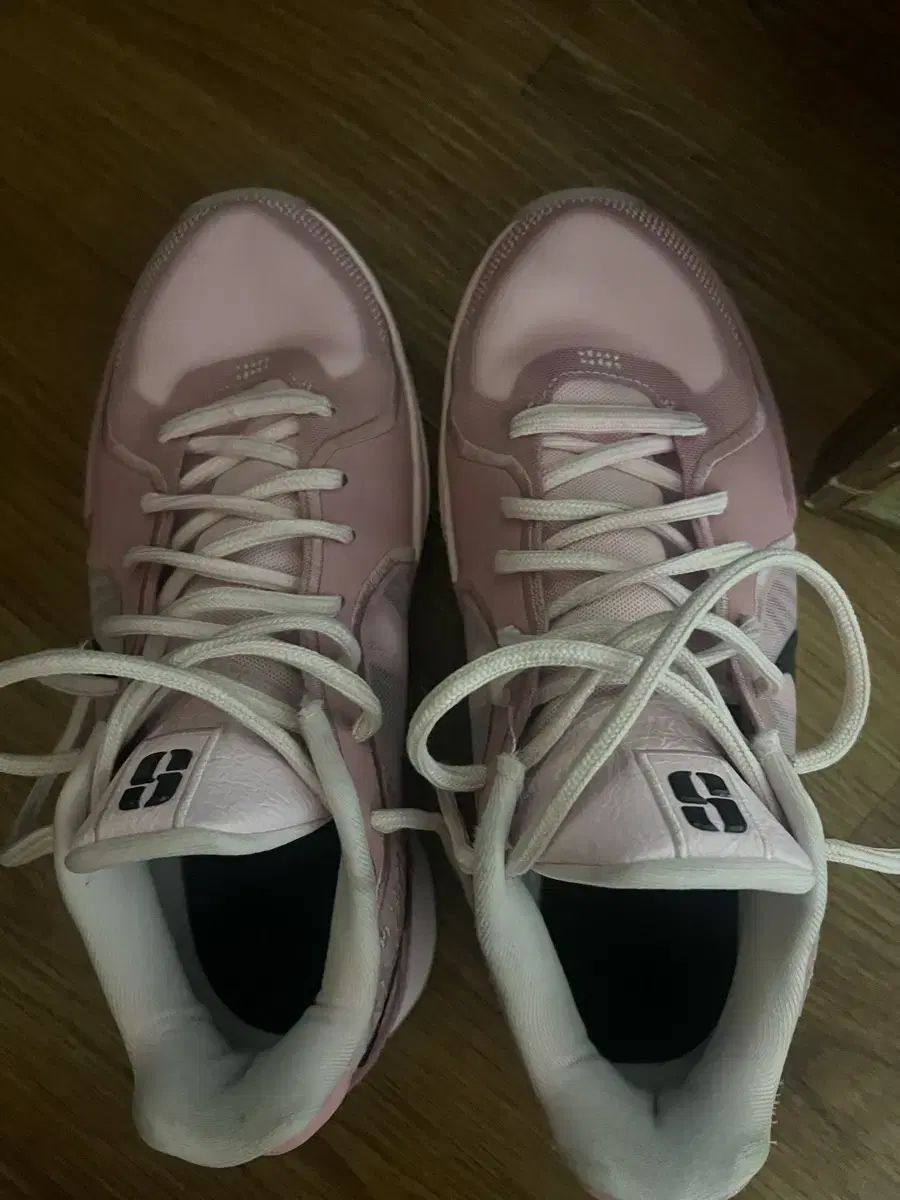 ナイキ サブリーナ2 ピンク バスケシューズ 255