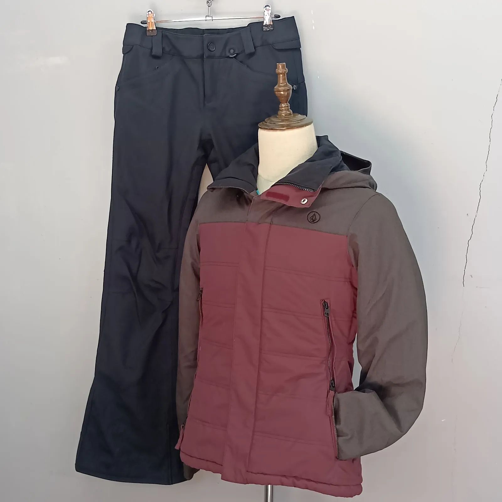 VOLCOM S サイズ スノーボードウェア セットアップ ボルコム