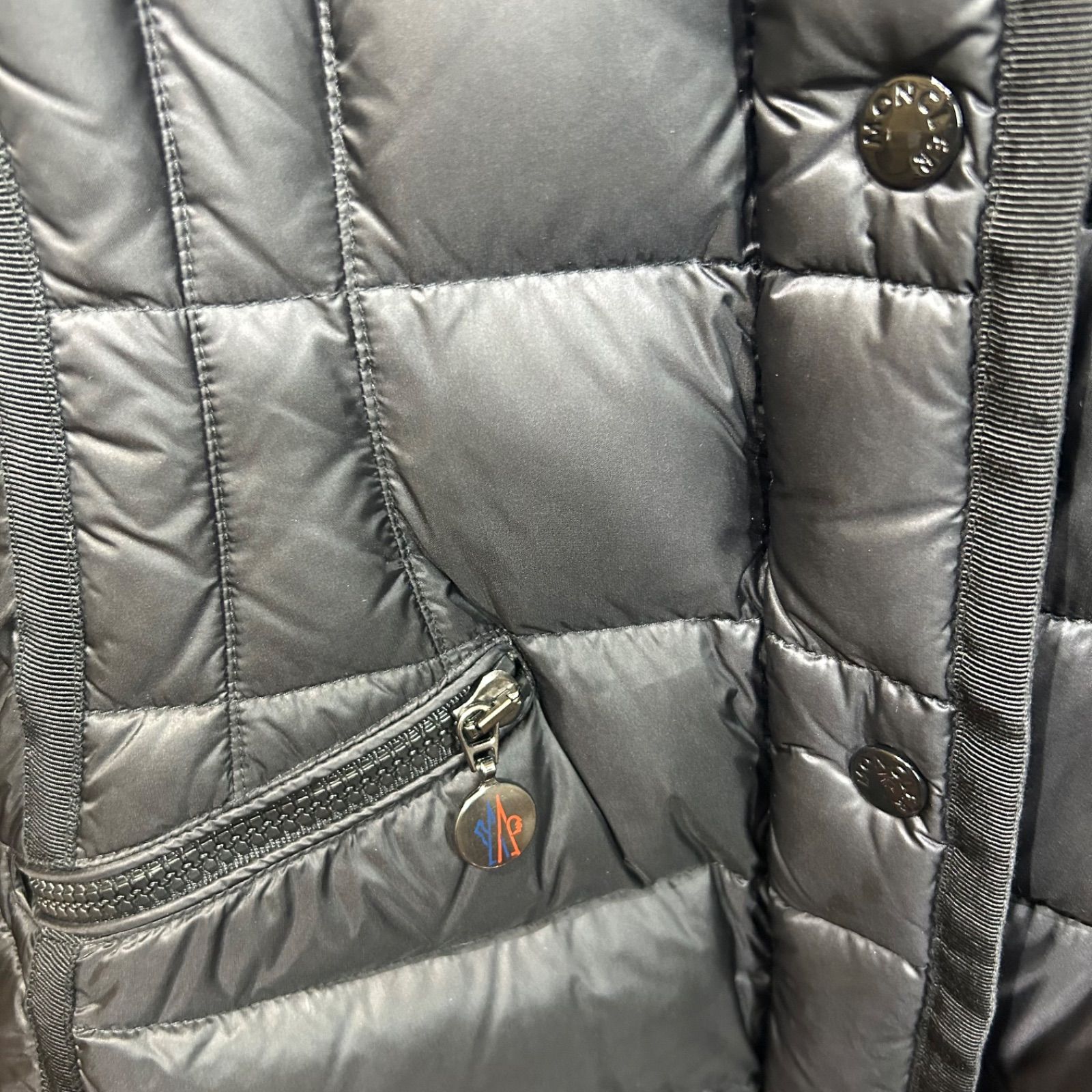 ロングダウンジャケットコート