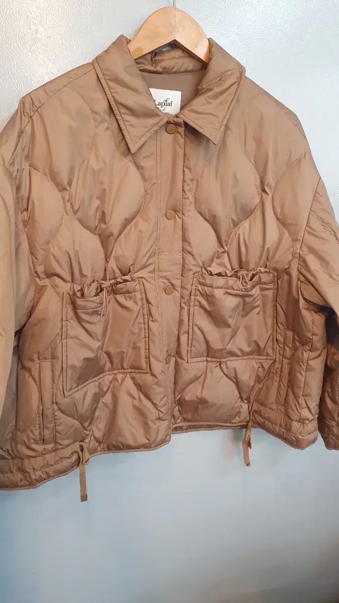 ショートダウン 軽量ダウン