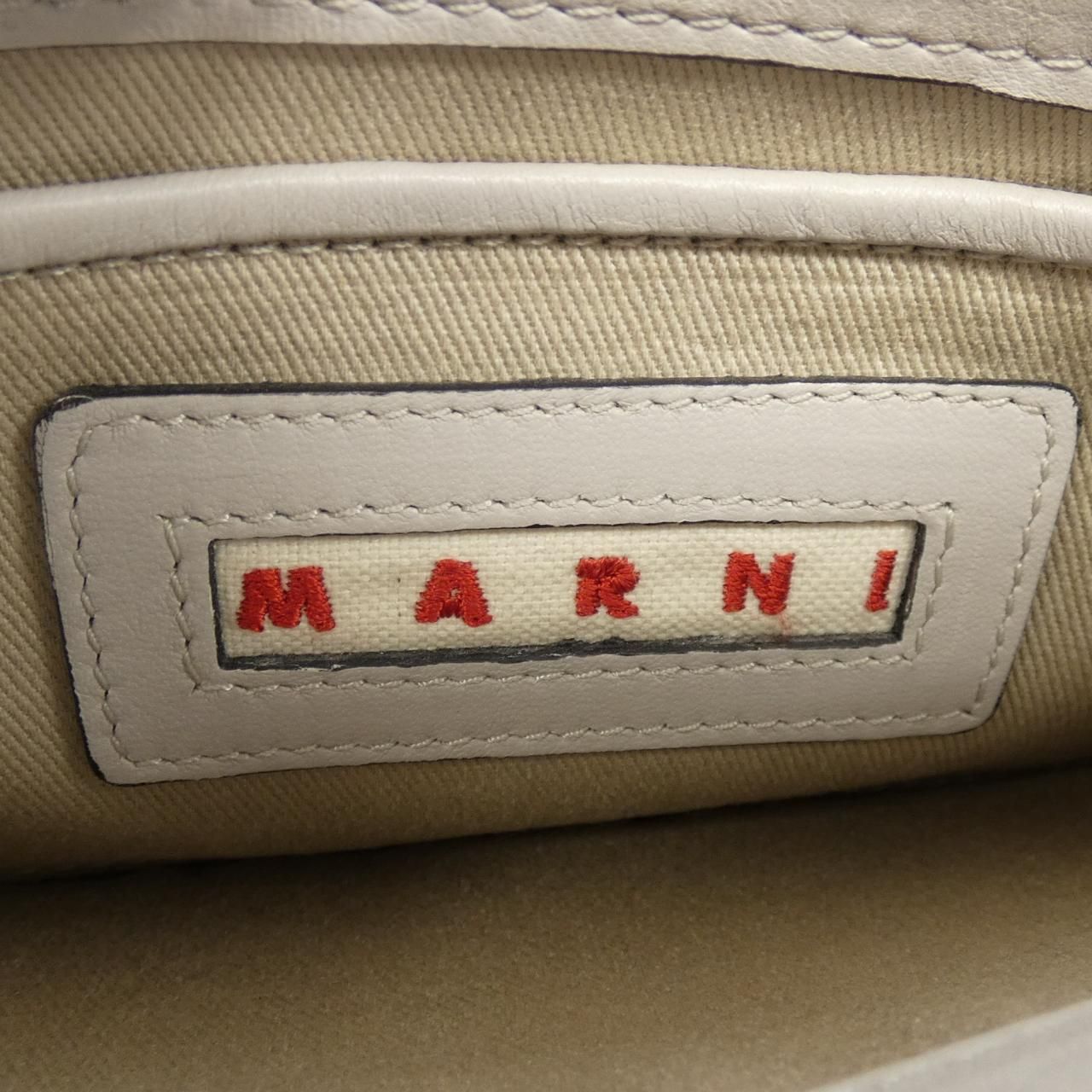 マルニ MARNI