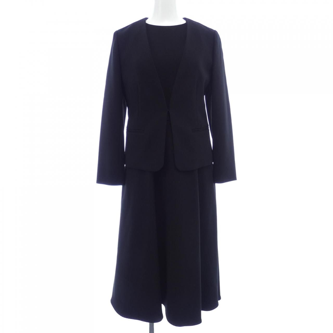 エムプルミエ M-Premier スーツ