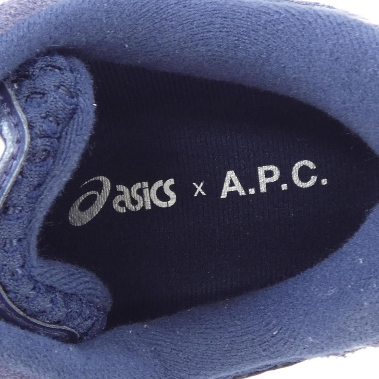 アシックス ASICS