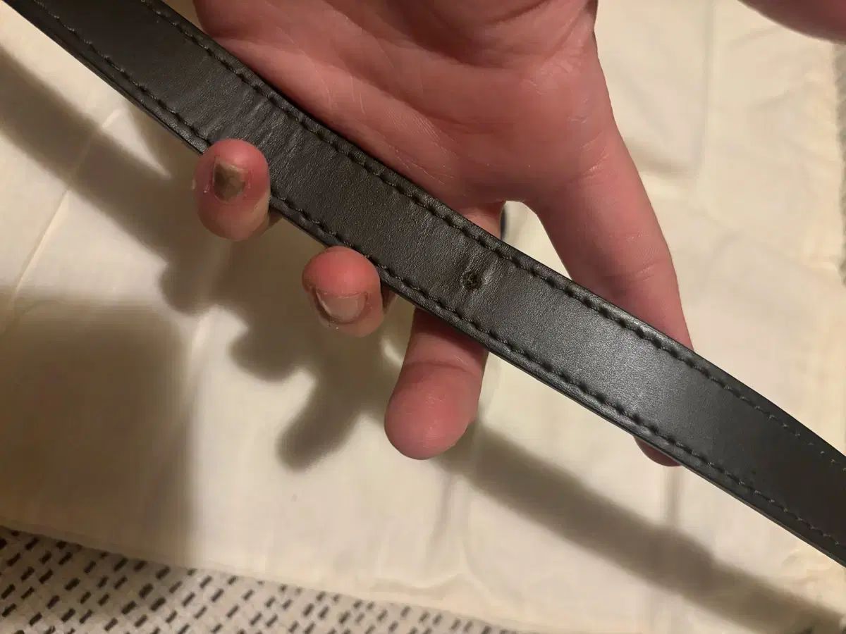 ハーフムーンバッグ オリーブ色