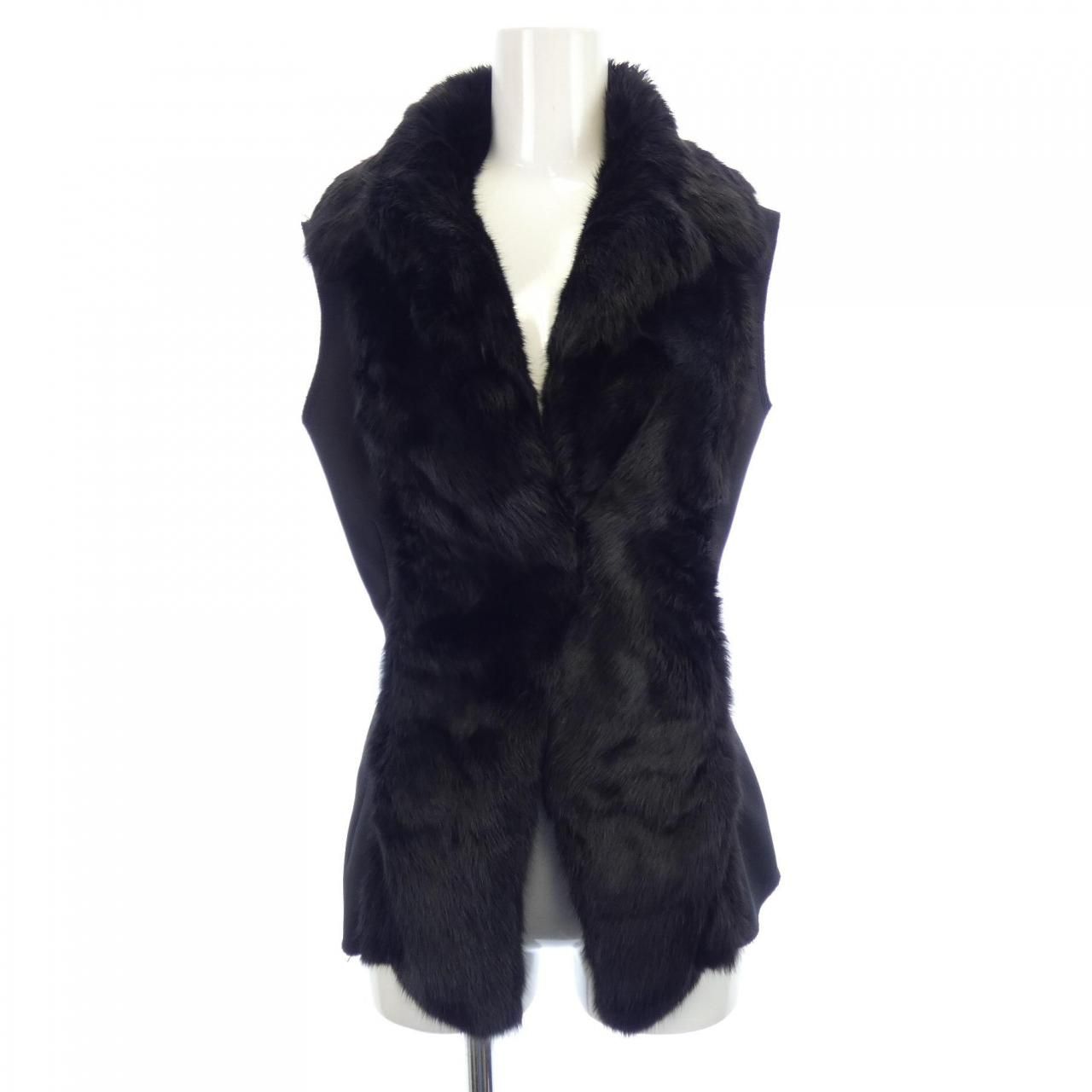 エルマンノシュエルビーノ ERMANNO SCERVINO D210J791PGX84 ベスト