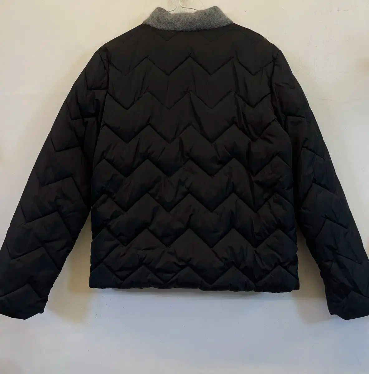 キルティング軽量ダウンジャケット キルトダウン キルティングジャケット 軽量ジャケット GULLKHAN_COM