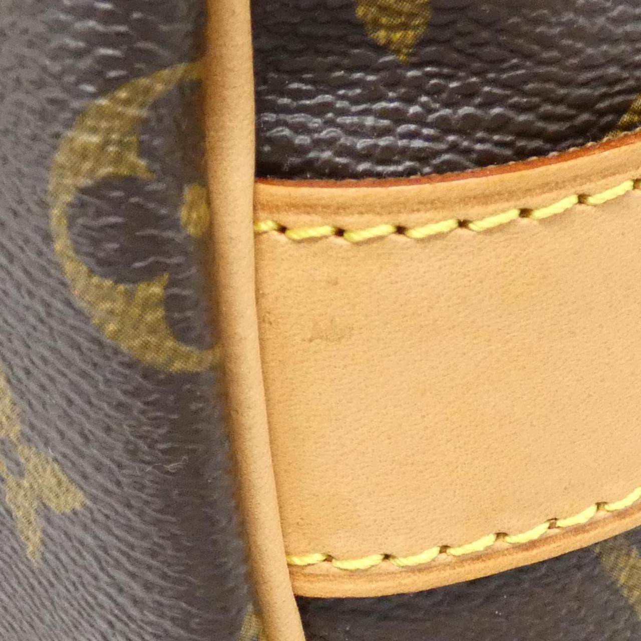 ボストンバッグ