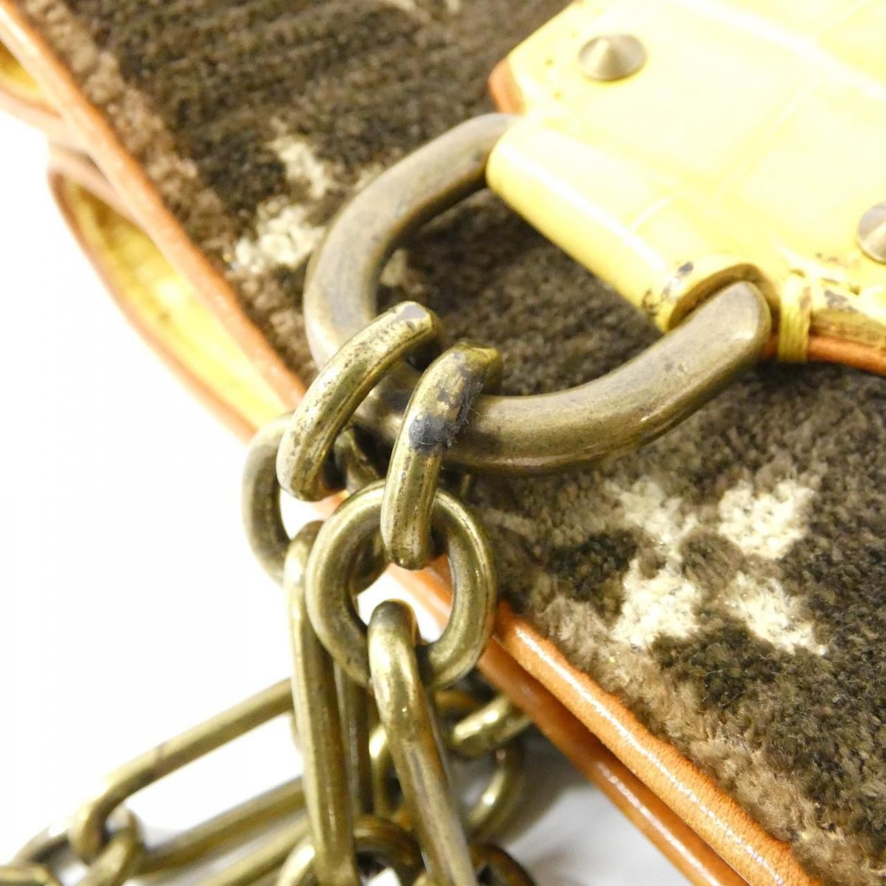 ファビュロー M92713