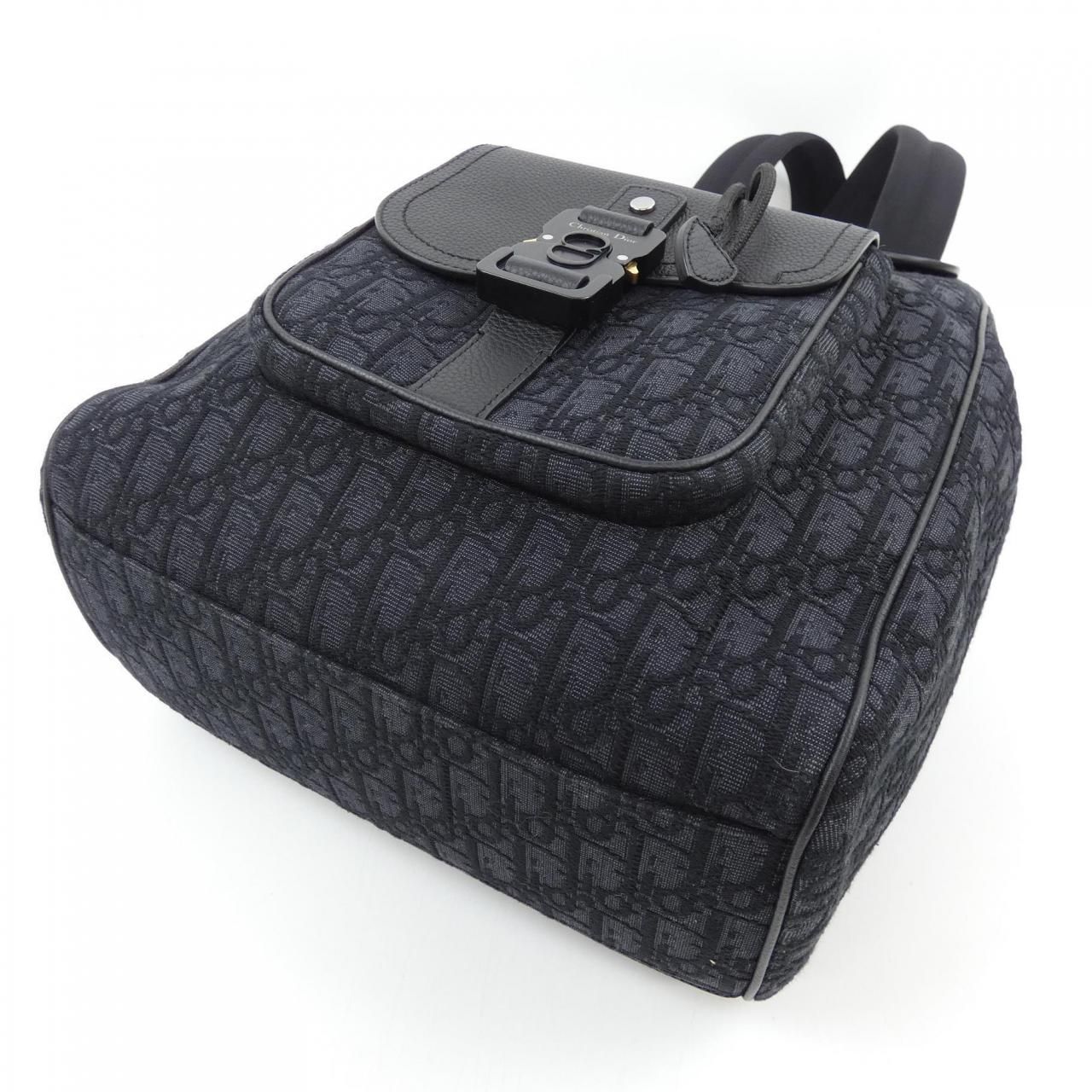 SADDLE フラップ付き